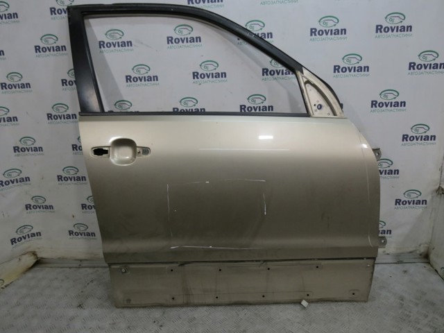 Пассажирская передняя дверь 6800165843 SUZUKI