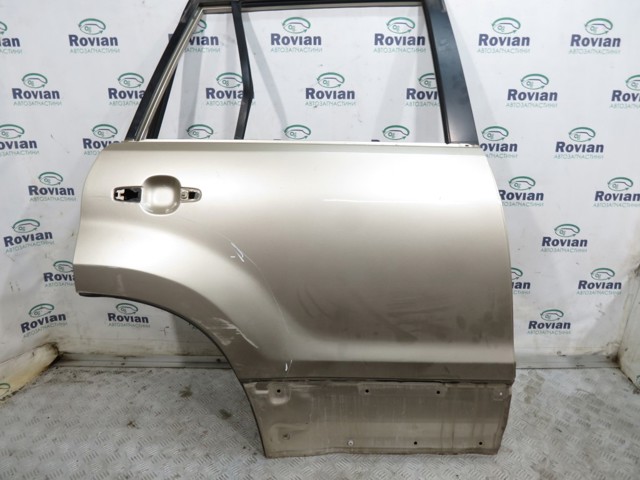 Задняя правая дверь 6800365832 SUZUKI
