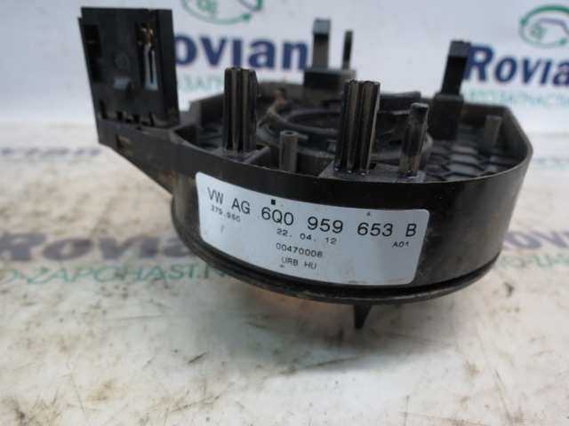 Кольцо AIRBAG контактное, шлейф руля 6Q0959653B VAG