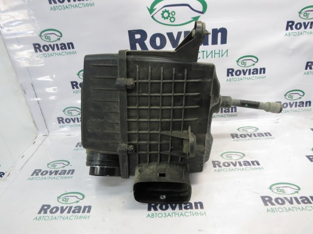 VAG 6R0129607C Фильтр воздушный в наличии Ужгород