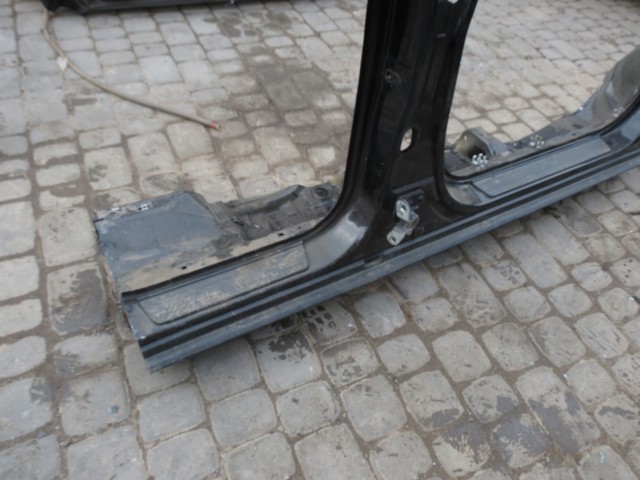 HYUNDAI 713222EB11 Порог внешний правый в наличии Харьков
