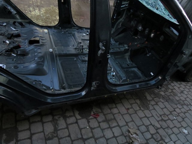 Внешний правый порог  71322K4D00 HYUNDAI