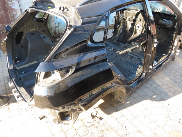 Крыло заднее правое 71504K4C00 HYUNDAI