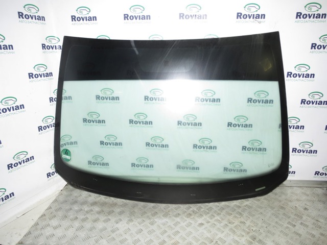 Стекло лобовое 727124976R RENAULT