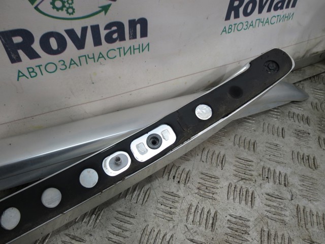 738205207R Рейлинг крыши правый купить Полтава