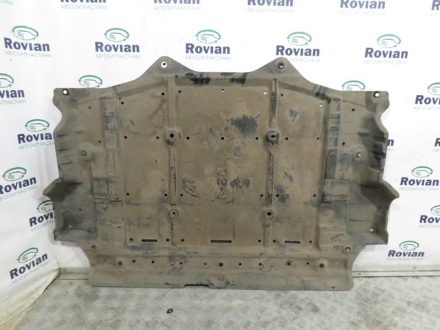 Детали пола (основание кузова или пол) 748N35SK0A NISSAN