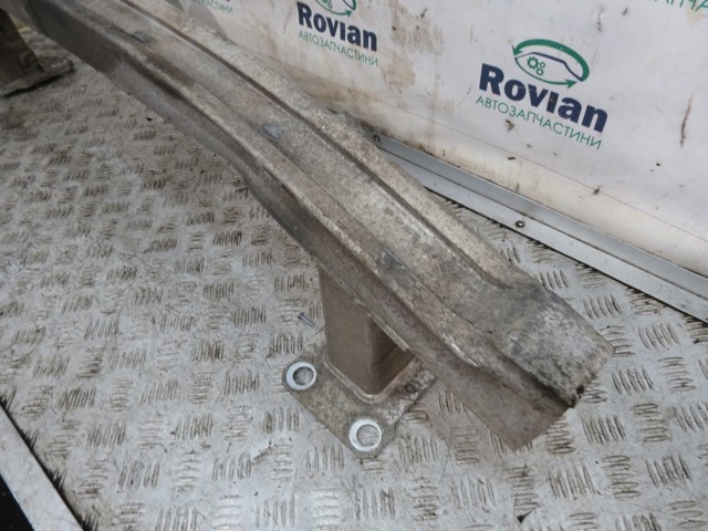 RENAULT 752100015R Усилитель бампера переднего в наличии Кривой Рог