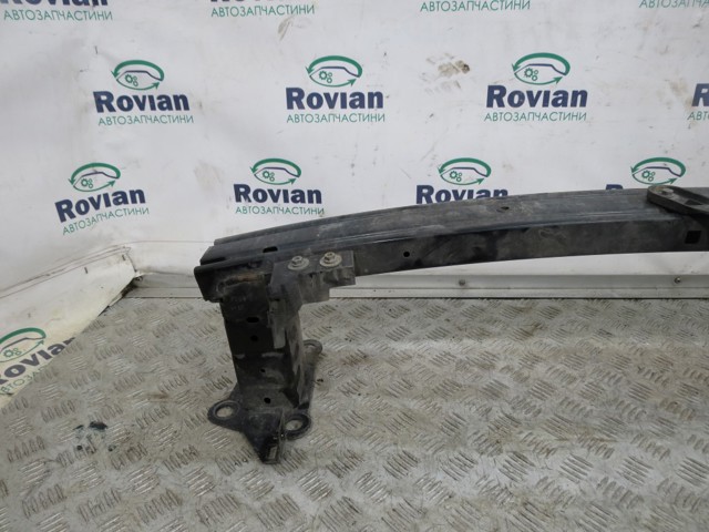 752124177R RENAULT Усилитель бампера переднего купить в Львов