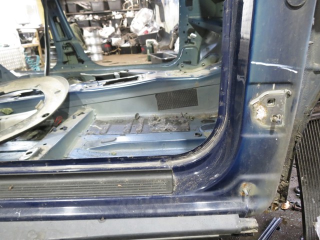 Проем передней правой двери 760205059R RENAULT