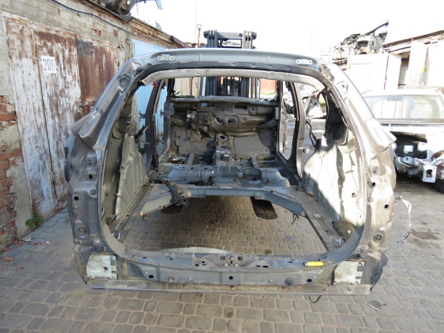 Боковая часть задняя правая 760301619R RENAULT