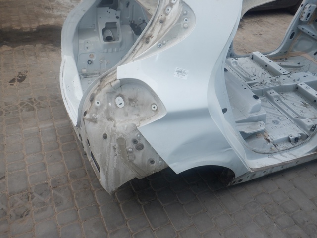 Крыло заднее правое 760309104R RENAULT