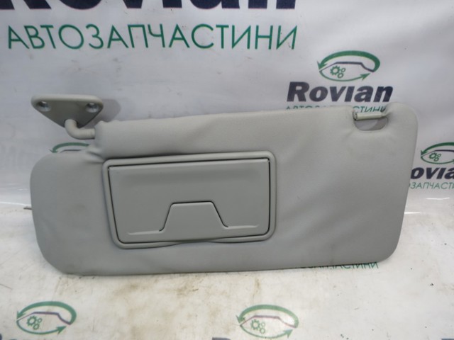 Козырек солнцезащитный автомобиля 7620A067HA MITSUBISHI