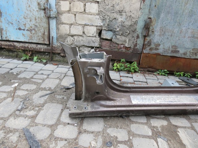 RENAULT 764618969R Порог внешний левый в наличии Николаев