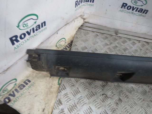 RENAULT 768512324R Накладка (молдинг) порога наружная левая в наличии Черновцы