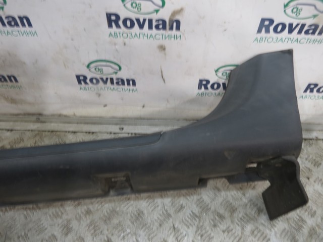 RENAULT 768512324R Накладка (молдинг) порога наружная левая в наличии Сумы