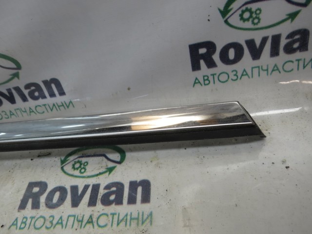 Молдинг крыла заднего левого 768A56RA0A NISSAN