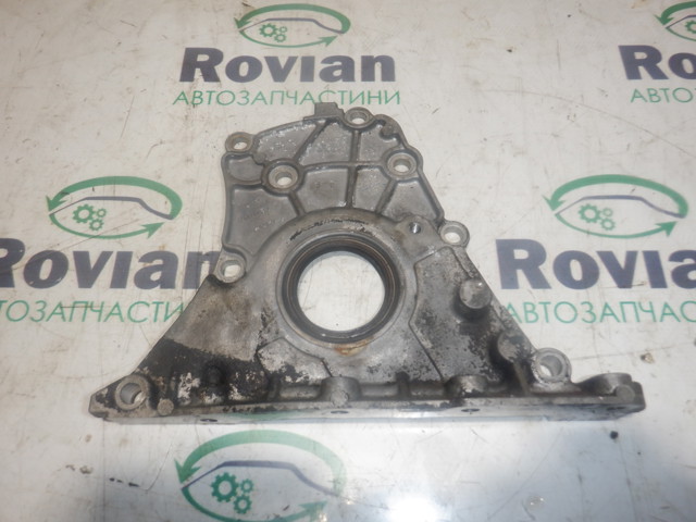 Крышка мотора передняя 7700100912 RENAULT