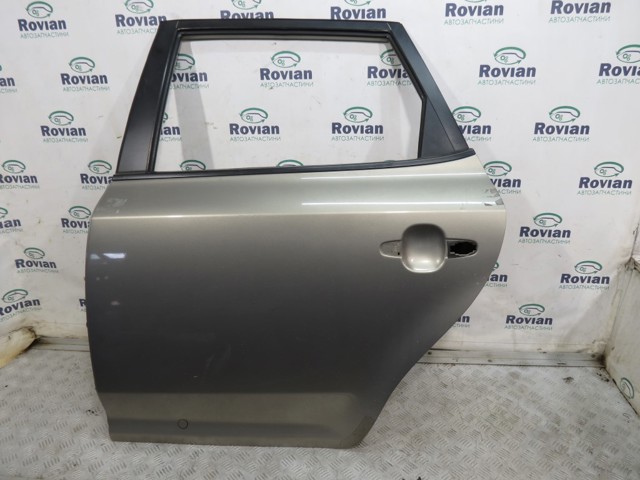 Дверь задняя 770031H500 HYUNDAI
