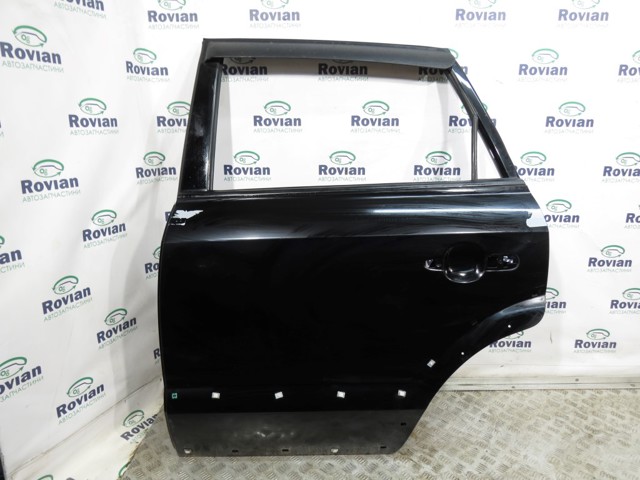 Дверь пассажирская задняя правая 770042E050 HYUNDAI
