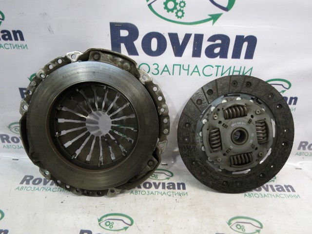 Комплект сцепления 7701478799 RENAULT