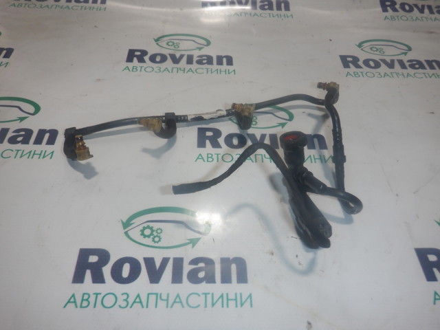 Обратная топливная трубка от форсунок 7701479003 RENAULT