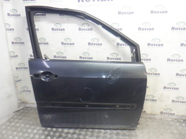 Пассажирская передняя дверь 7751477220 RENAULT
