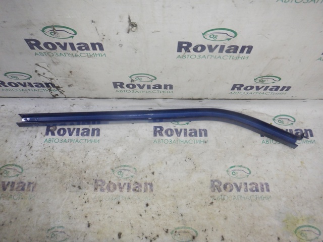 Рельс направляющей сдвижной двери, верхний правый 777900579R RENAULT