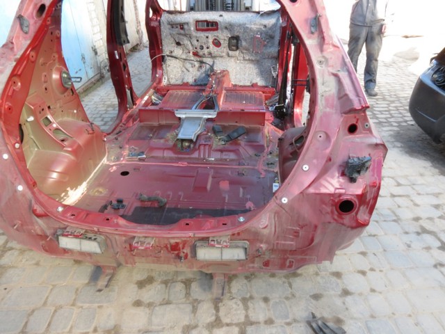 781125SA0A NISSAN Крыло заднее правое купить в Ровно