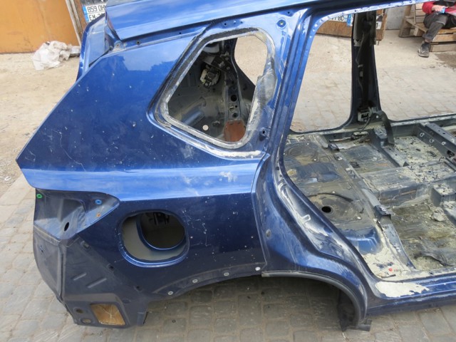 781126RR0A NISSAN Крыло заднее правое купить в Киев