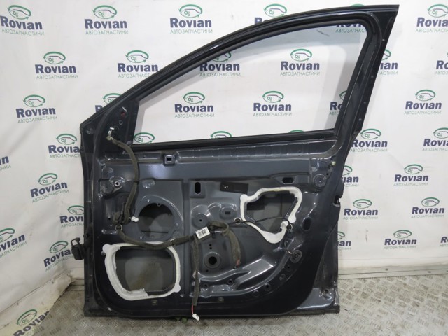 801006560R RENAULT Дверь передняя правая купить в Чернигов