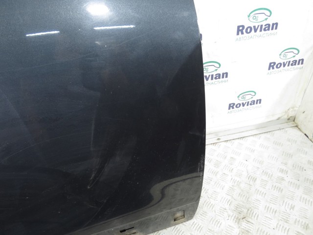 RENAULT 801008218R Дверь передняя правая в наличии Полтава