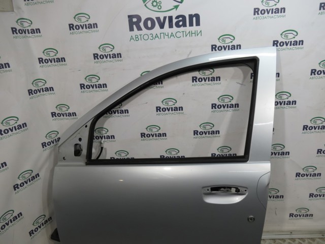 801014466R RENAULT Дверь передняя левая купить в Николаев