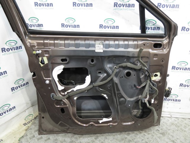 RENAULT 801014883R Дверь передняя левая в наличии Ужгород