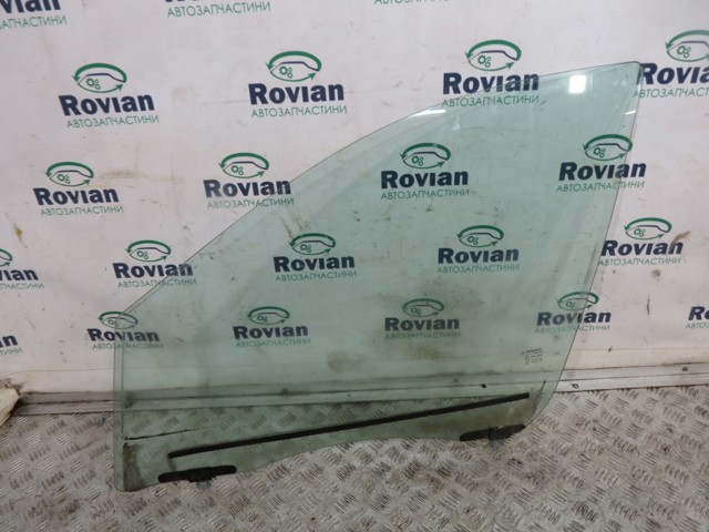 803010008R RENAULT Стекло двери передней левой купить в Черкассы