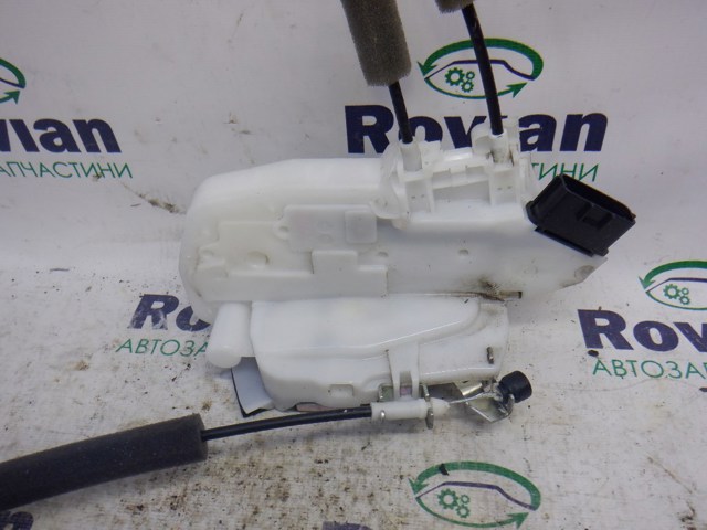 Замок передней пассажирской двери 805004EA0A NISSAN