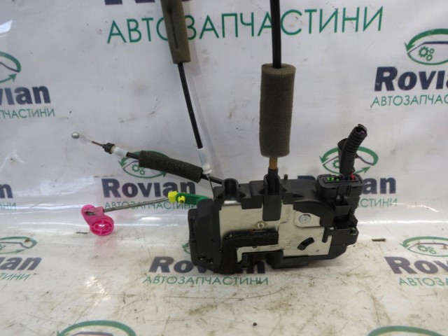 Замок двери водителя 80501EB32A NISSAN