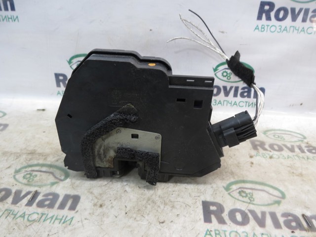 Запор кабины 805033000R RENAULT