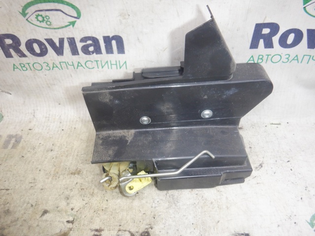 Замок передней левой двери 805039362R RENAULT