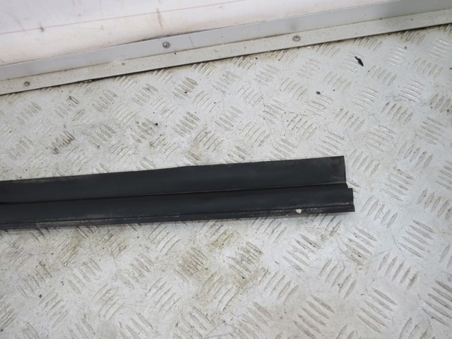 808386RR0A NISSAN Накладка (молдинг) порога наружная правая купить в Киев