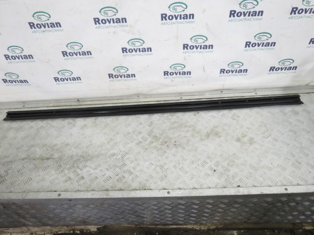 808396RR0A NISSAN Накладка (молдинг) порога наружная левая купить в Винница