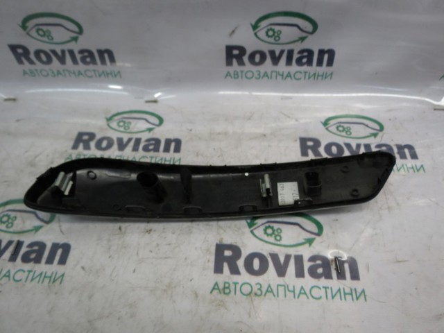 RENAULT 809545450R в наличии Павлоград