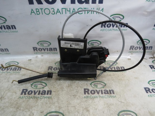 Замок передней пассажирской двери 813201F010 HYUNDAI