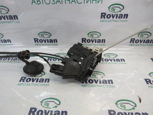 Замок задней левой двери 814102P000 HYUNDAI