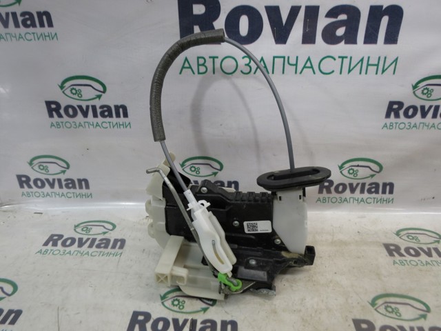 Замок задней правой двери  81420CV400 HYUNDAI