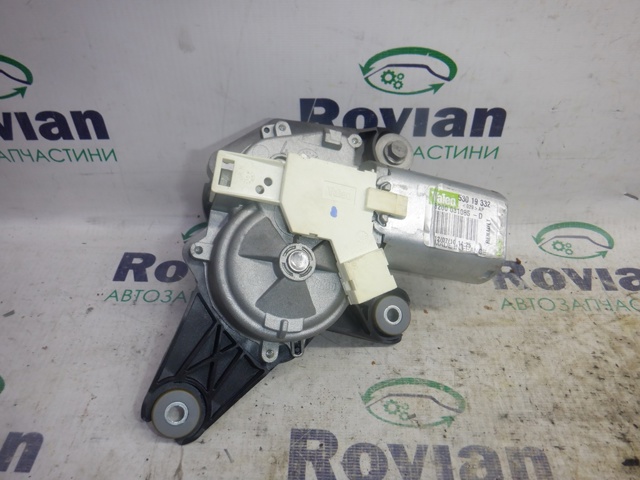 Мотор стеклоочистителя заднего стекла 8200031085 RENAULT