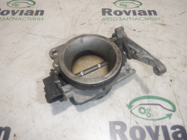 Дроссельная заслонка 8200063652 RENAULT