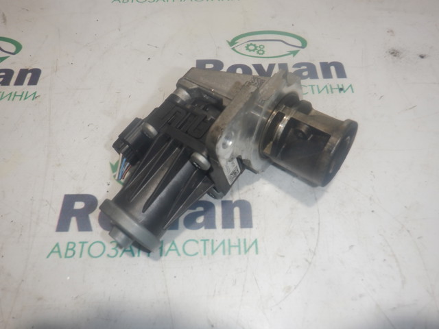 Клапан EGR системы рециркуляции отработавших газов 8200129863 RENAULT