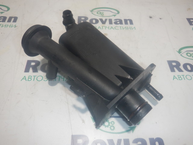 Клапан вентиляции картерных газов 8200140763 RENAULT