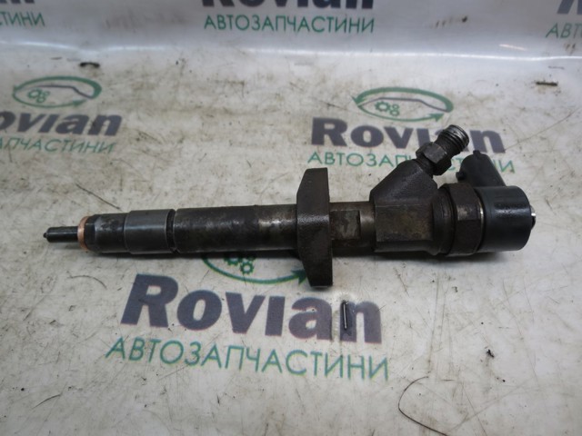 Топливные форсунки 8200146357 RENAULT