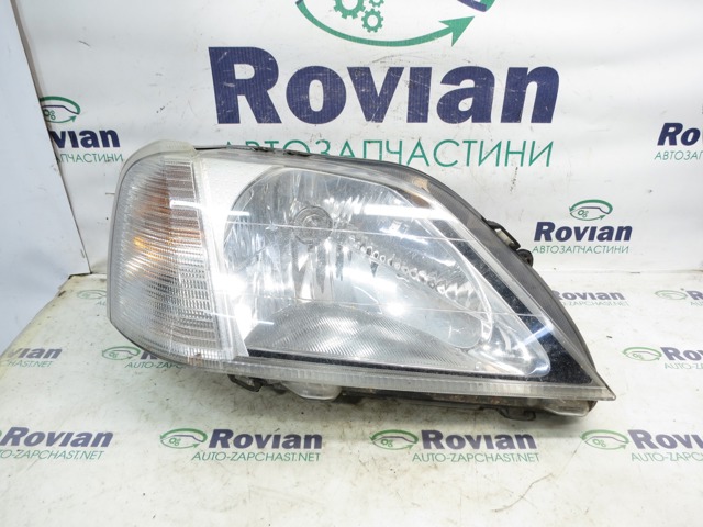 8200211006 Правая фара купить Павлоград